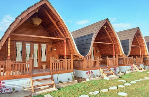 Sampalan Hotel | Plumeria NP