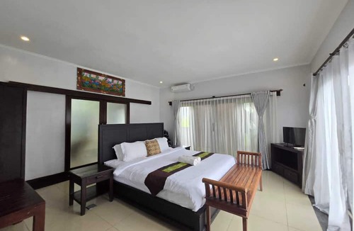Taro Hotel | Belvilla Kasuari Tirta Empul Temple