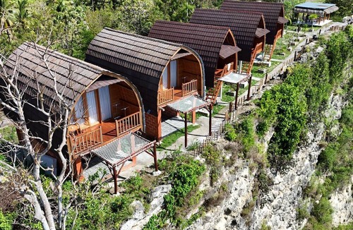 Penida Island Hotel | Suwehan Beach Cliff House
