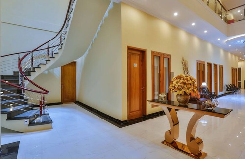 Pacitan Hotel | The Horizontal Hotel Pacitan