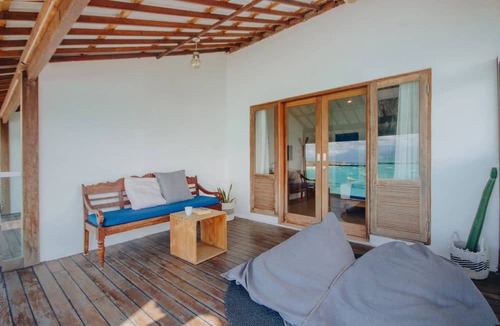 Jungut Batu Hotel | Playgrounds Wave Lodge