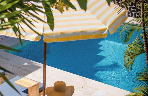 Jungut Batu Hotel | Playgrounds Wave Lodge