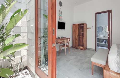 Kampial Hotel | Belvilla Calm Woods Pandawa Beach