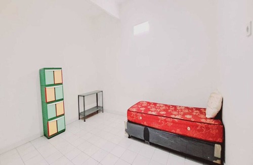 Ragunan Hotel | SPOT ON 93722 Shannhay Guest House Syariah