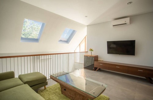Jimbaran Villa | VILLA KOMANG JIMBARAN