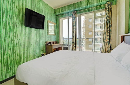 Cimahi Hotel | OYO Life 93065 Apartemen Gateway Pasteur By Glory Rent