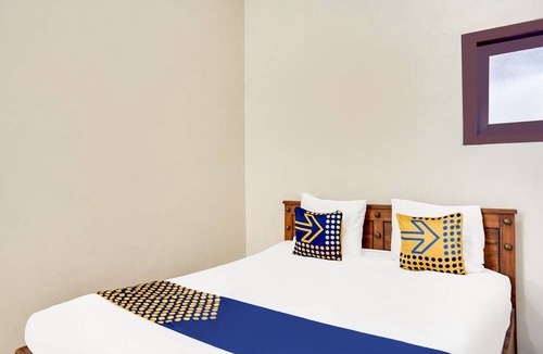 Pamekasan Hotel | OYO 92114 Homestay Riverside Duko
