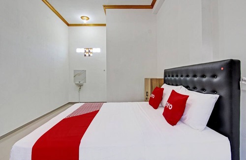 Temon Hotel | Super OYO 92101 Elma Guesthouse