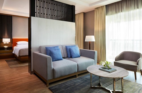 Pasirkaliki Hotel | Courtyard by Marriott Bandung Dago