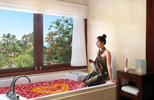 Legian Hotel | Legian Beach Hotel