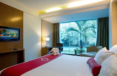 Bandar Lampung Hotel | Emersia Hotel & Resort