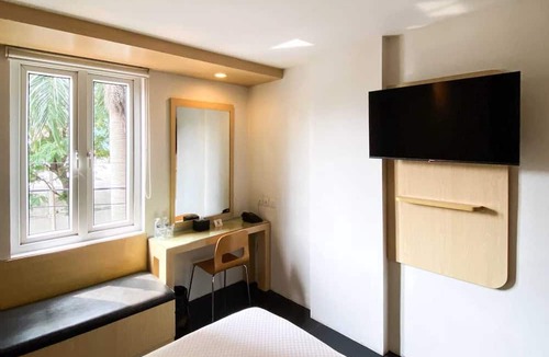 Melawai Hotel | M Hotel Jakarta