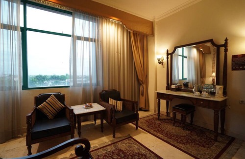 Surakarta Hotel | Hotel Indah Palace Solo