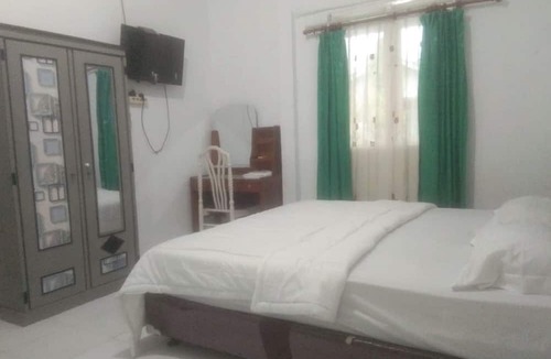 Pandan Hotel | OYO 91477 Fazira Home Stay Syariah