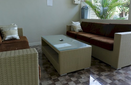 Mojokerto Hotel | Hotel O Kost Eksklusif Syariah