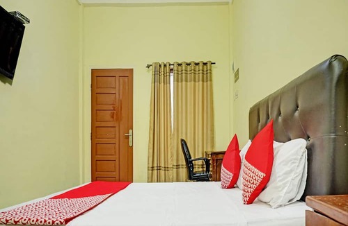 Palembang Hotel | OYO 93187 Kusuma Residence Syariah