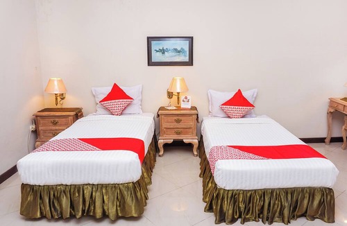 Padang Hotel | Hotel O near Pantai Padang formerly Bou