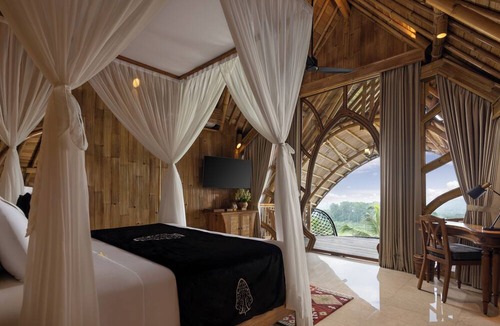 Abang Hotel | The Kayon Gangga Resort