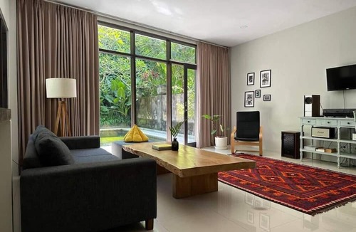 Suraberata Apartment | Santai Surf House