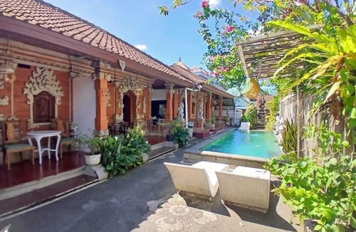 Peliatan Hostel | Inn Between Hostel