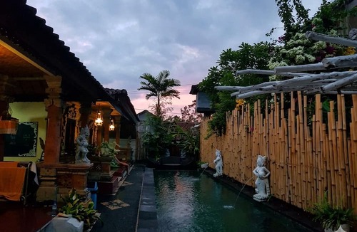 Peliatan Hostel | Inn Between Hostel