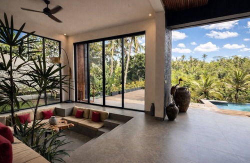 Melayang Hotel | Oran Villa Bali