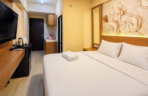 Sidoarjo Apartment | Comfortable Good Vibes Studio Room At Suncity Residence Apartment