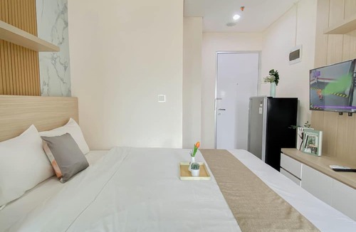 Duren Sawit Apartment | Comfy And Minimalist Studio Room At Apartment Menara Swasana