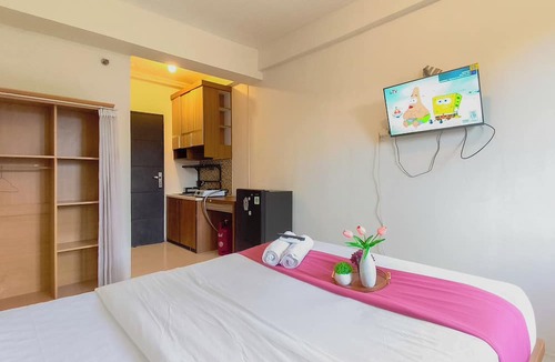 Surabaya Apartment | Restful And Warm Studio At Apartment Menara Rungkut
