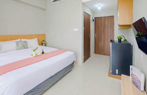 Bogor Apartment | Studio Near Bellanova Country Mall At Royal Sentul Park Apartment