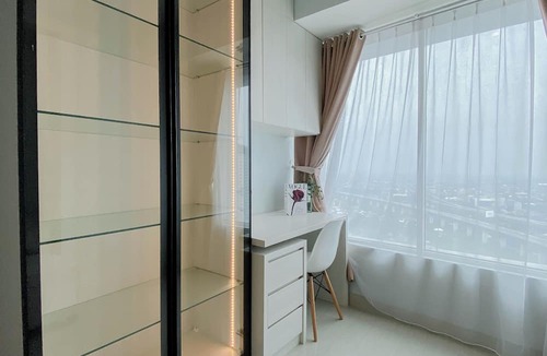 Pekayon Jaya Apartment | Classic 1Br With Extra Room At Apartment Grand Kamala Lagoon