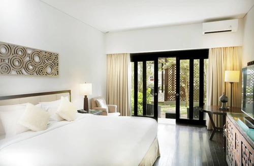 Wates Jaya Hotel | Lido Lake Resort By MNC Hotel
