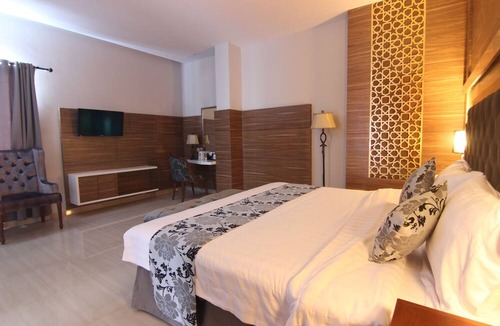 Surakarta Hotel | Grand Amira Hotel