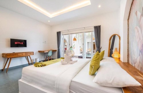 Padonan Hotel | Azure Suites