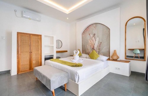 Padonan Hotel | Azure Suites