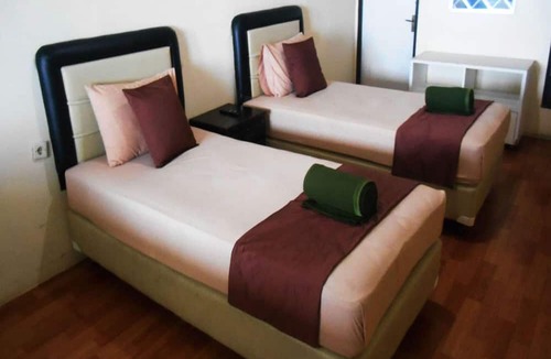Cilobak Hotel | Cunang Hill Hotel & Resort by Zuzu