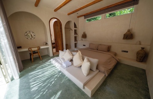 Uluwatu Hotel | MAYIKI BOUTIQUE HOTEL