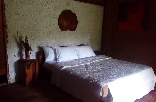 Candikuning Hotel | Warung Rekreasi Bedugul