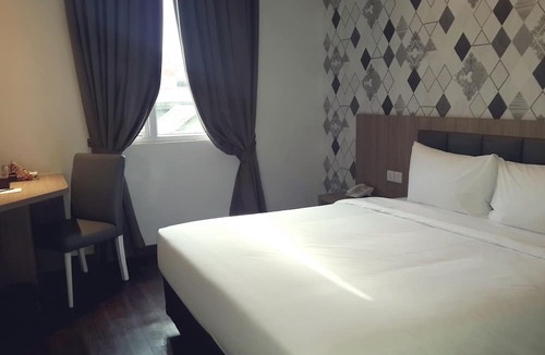 Gandaria-selatan Hotel | Hotel 88 Fatmawati Jakarta by WH