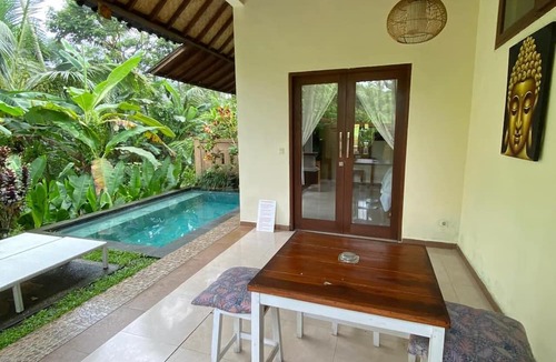 Kenderan Hotel | Dukuh Village Villas