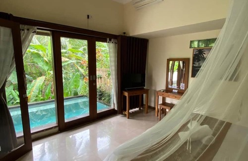 Kenderan Hotel | Dukuh Village Villas