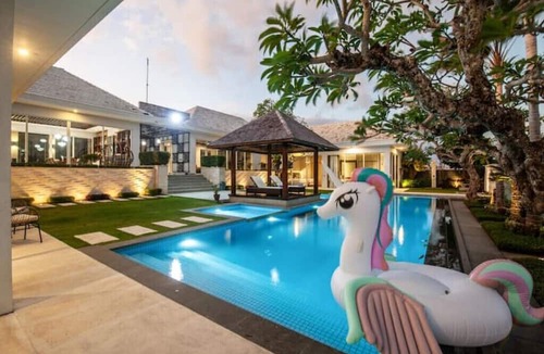 Kutuh House | 2BR Clifffront OceanView walk 5min toPandawa Beachn
