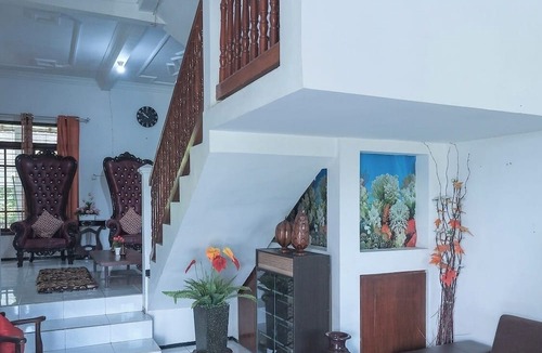 Malang Villa | Villa Malang MARRY IND Puncak Buring