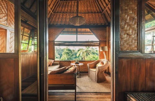 Selemadeg House | Charming Family Bungalow in the treetops at Sarinbuana Eco Lodge