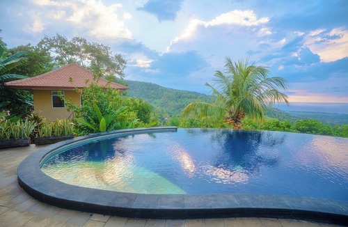 Kayu Putih Cottage | Maria Secret Villa