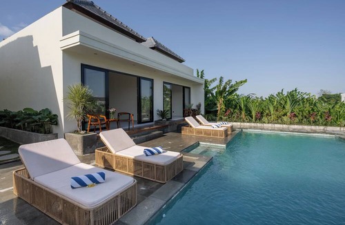 Padonan House | Amani Estate