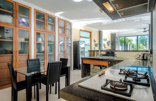 Dencarik Villa | Luxury 13-Bedroom Retreat Estate with Panoramic Views
