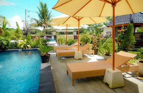 Kaliasem House | Villa Bagus – Peaceful Stay with Pool & Hill Views