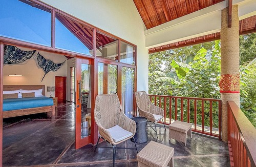 Pemuteran Apartment | Luxury Honeymoon Suite with Ocean Views, Pool, and Breakfast at Diving Paradise