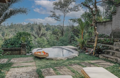 Taro Villa | The Fire Flies Garden Villa